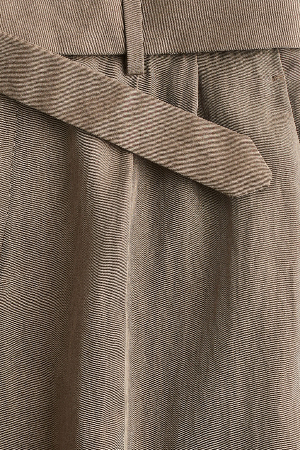 Pantal?n de sarga con cintur?n Regular Fit - H&m фото 4