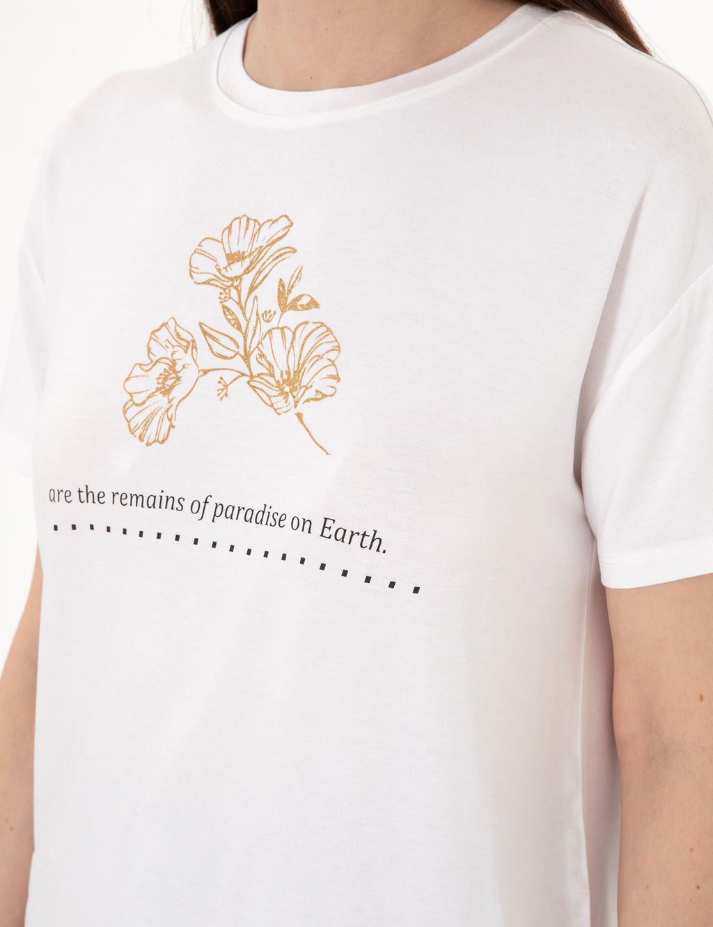Beyaz Regular Fit Ti__rt