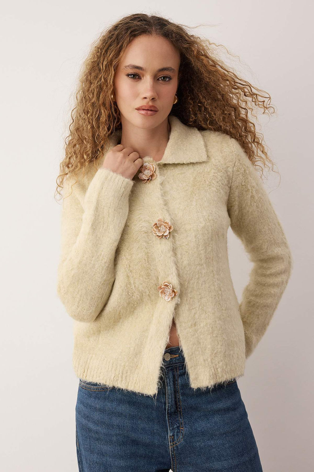 Tas Gul Dugme Detayl? Buklet Iplikli Triko H?rka TWOAW26HI00109