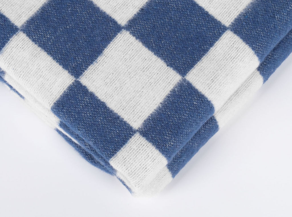 Одеяло байковое 100*140 клетка цв. синий (Россия)