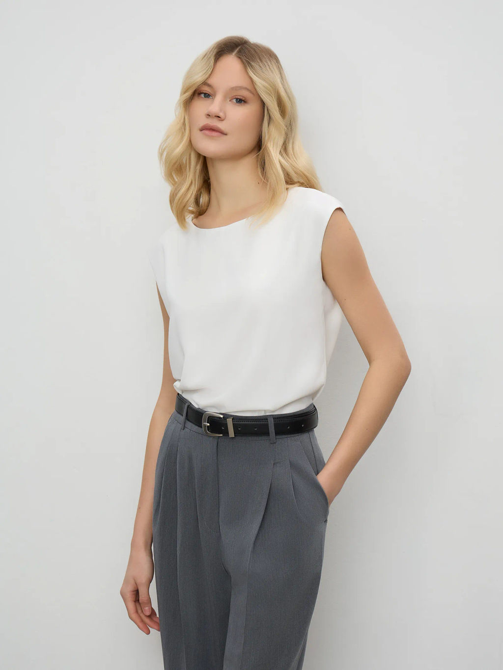 Однотонный топ - Emka фото 2