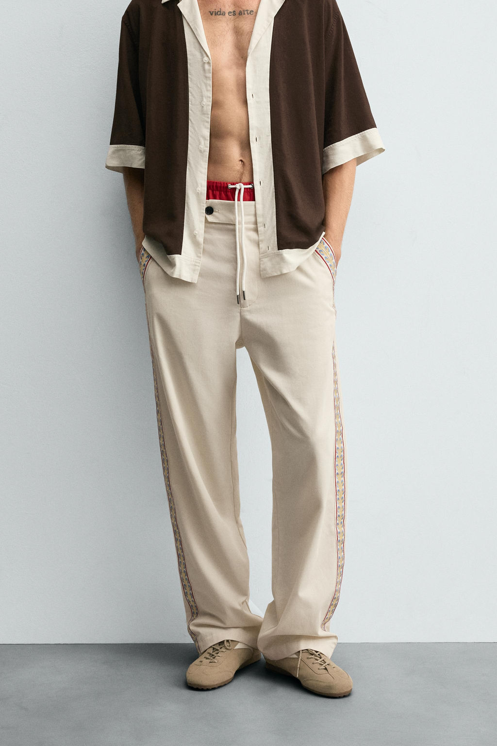 EMBROIDERED STRIPE TROUSERS - Zara фото 2