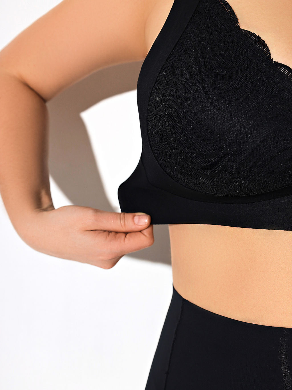 BFS0906 Бюстгальтеры