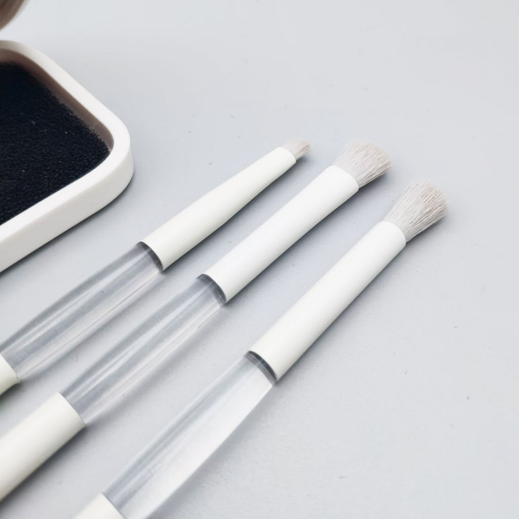 Nail Art Набор кистей для макияжа в футляре с зеркалом, 3 шт., белый фото 3