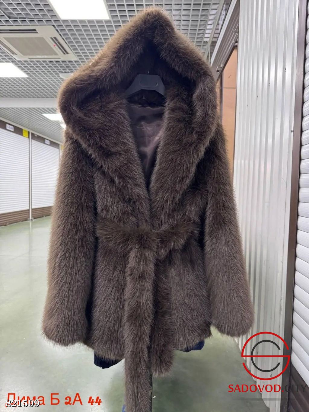 Шуба женская из искусственного меха - Bruno фото 4