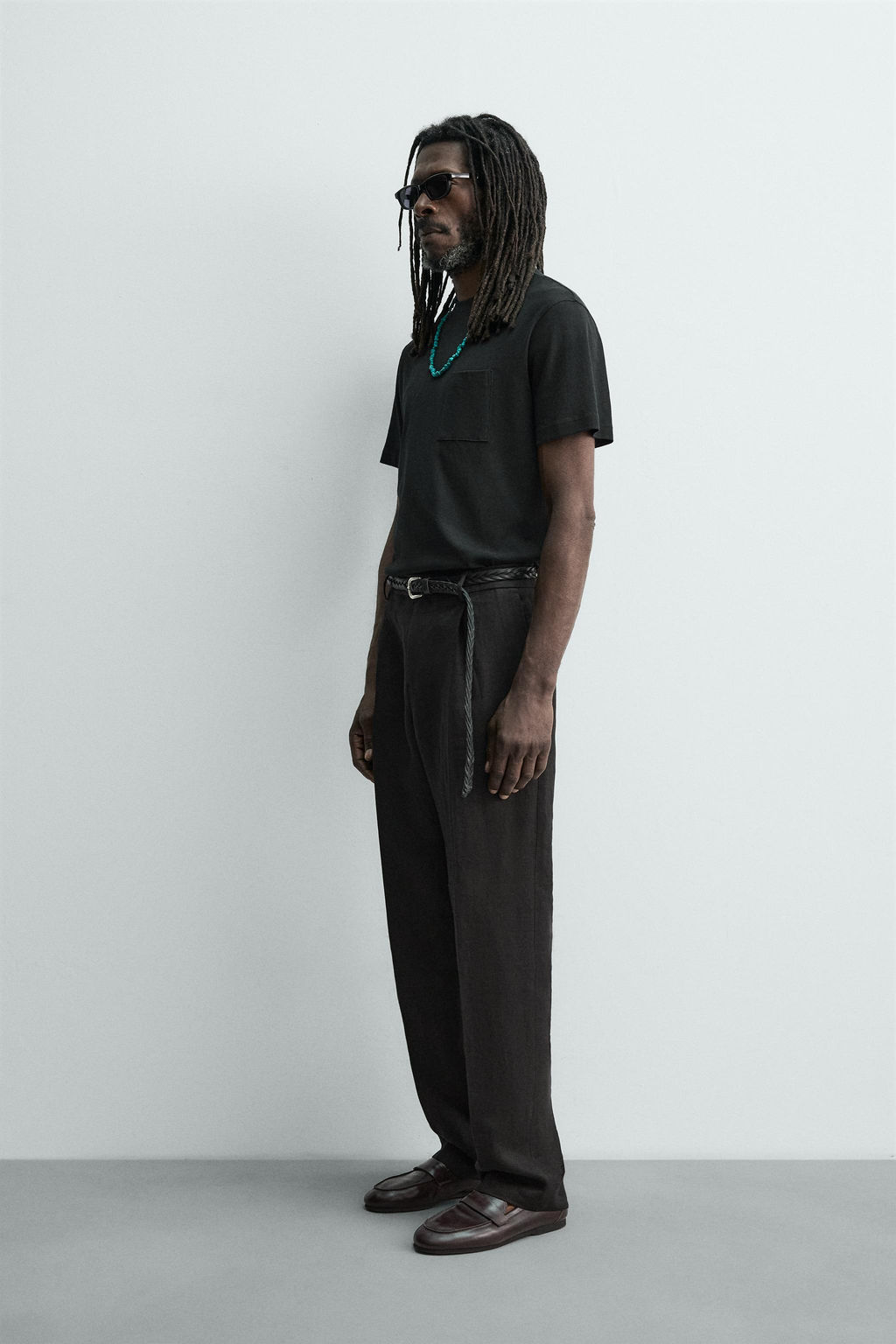 CAMISETA BOLSILLO AARON LEVINE X ZARA / Negro