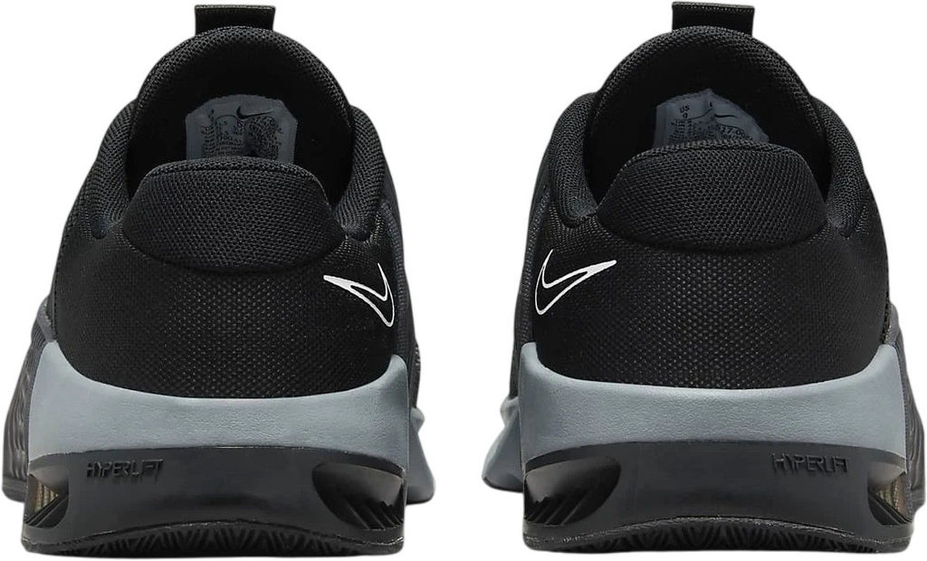 Кроссовки взрослые