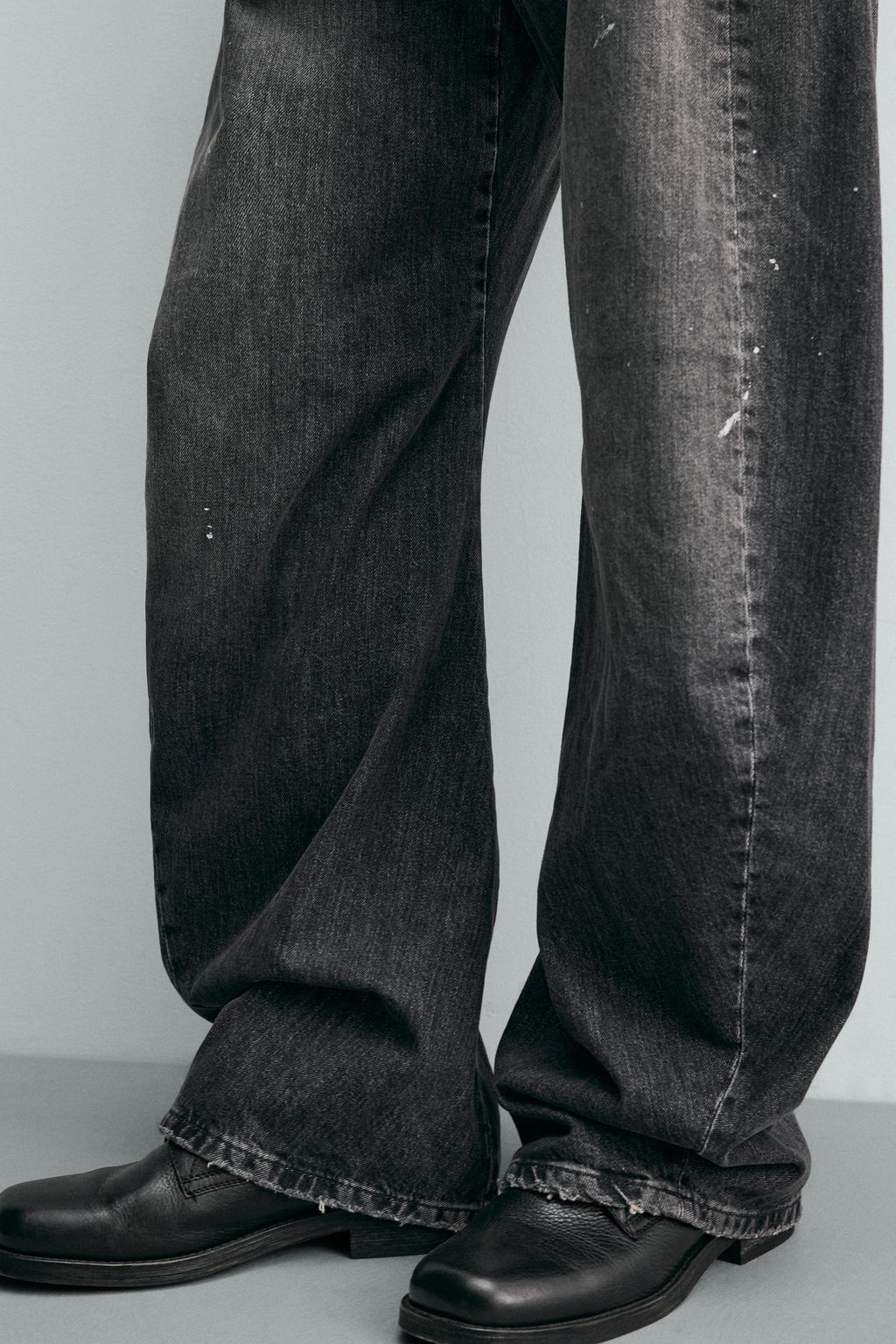 JEANS BARREL FIT COSTURAS GIRADAS / Carb?n - Zara фото 7