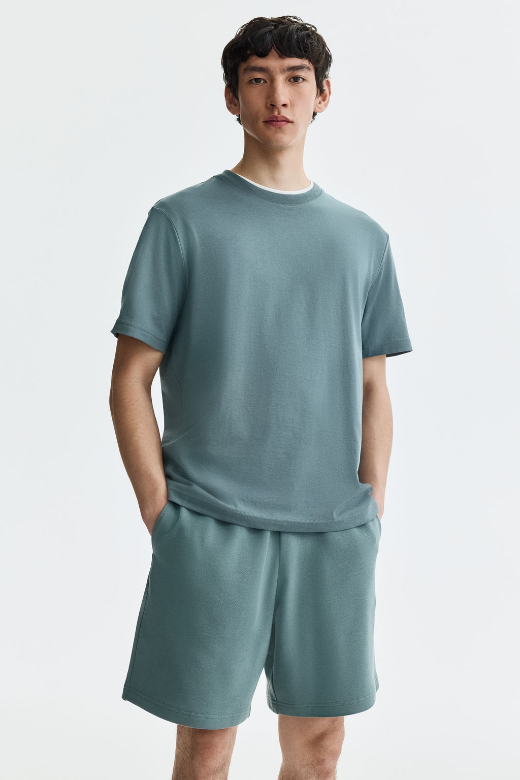 Pantal?n corto en sudadera Regular Fit - H&m фото 6