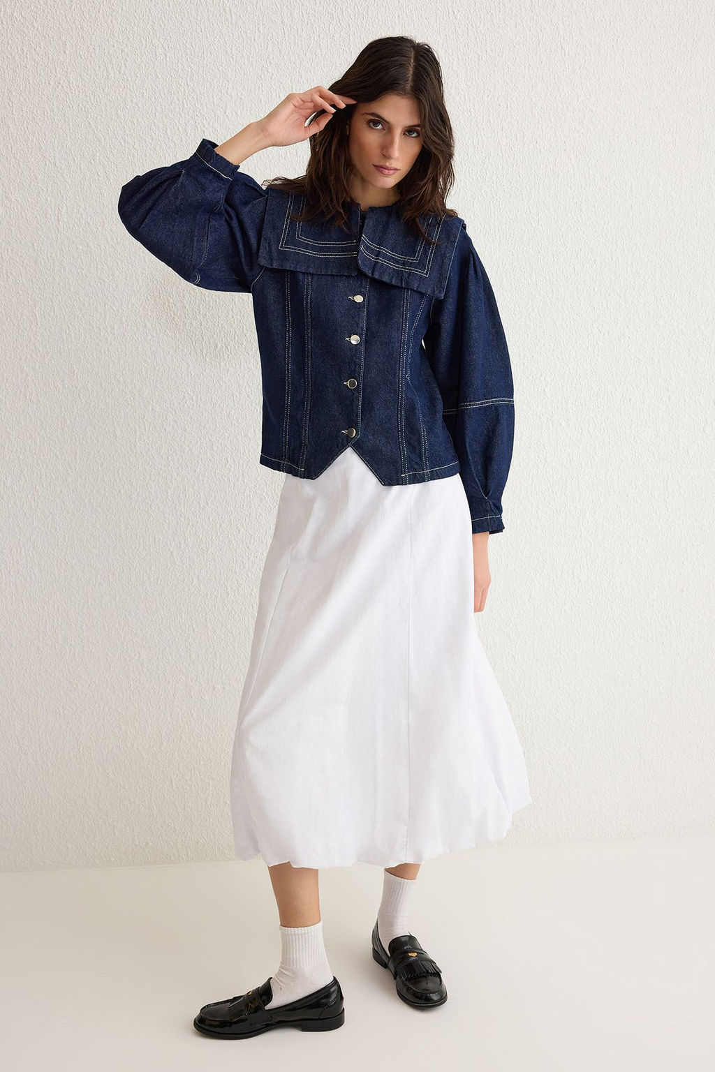 Koyu Mavi Denizci Yaka Detayl? Kontrast Dikisli Denim Gomlek Ceket TWOSS25CE00003