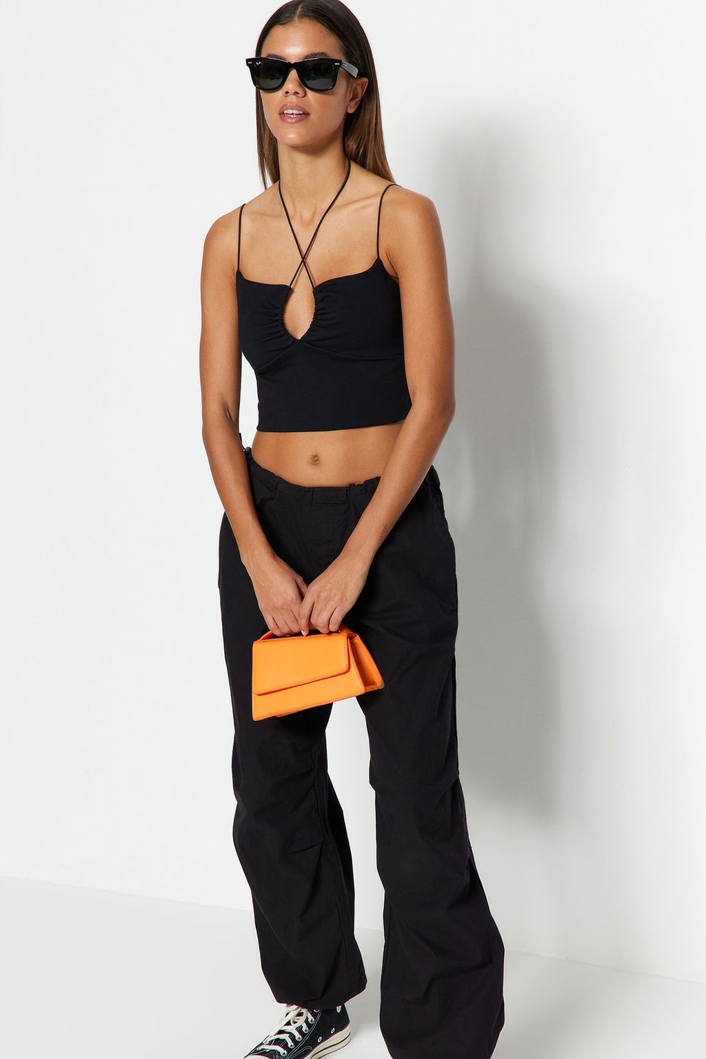 TRENDYOLMILLA Siyah Boyundan Baglamal? Spagetti Ask?l? Pamuklu Esnek Crop Orme Atlet TWOSS23AL00046 фото 8