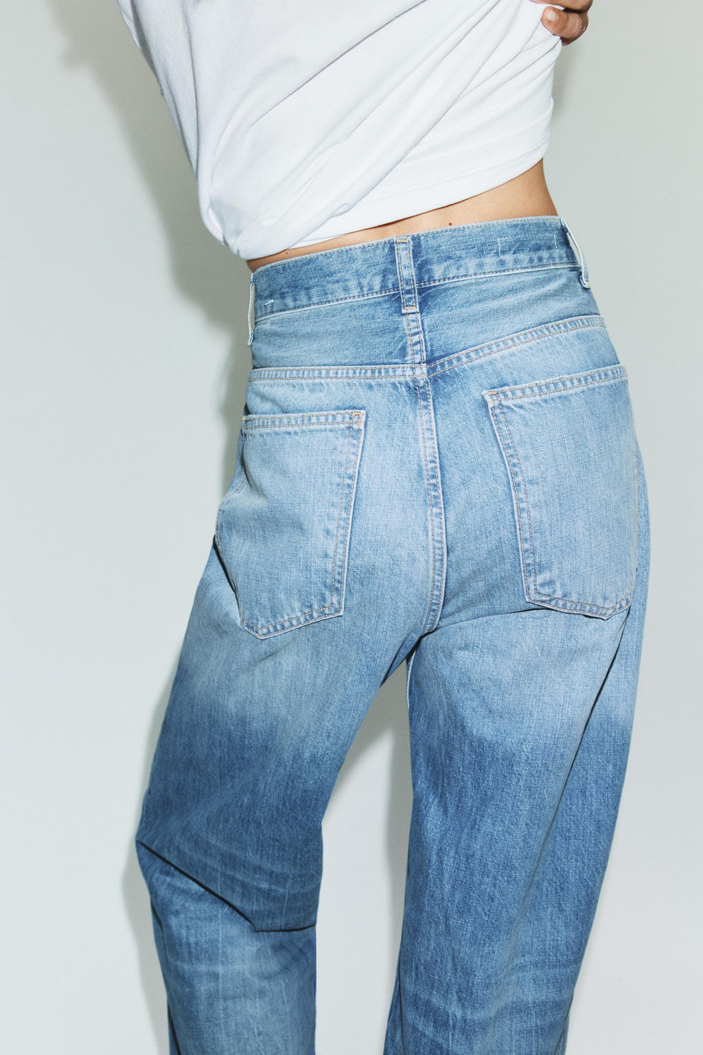 JEANS TRF RECTO TIRO ALTO / Azul claro - Zara фото 5