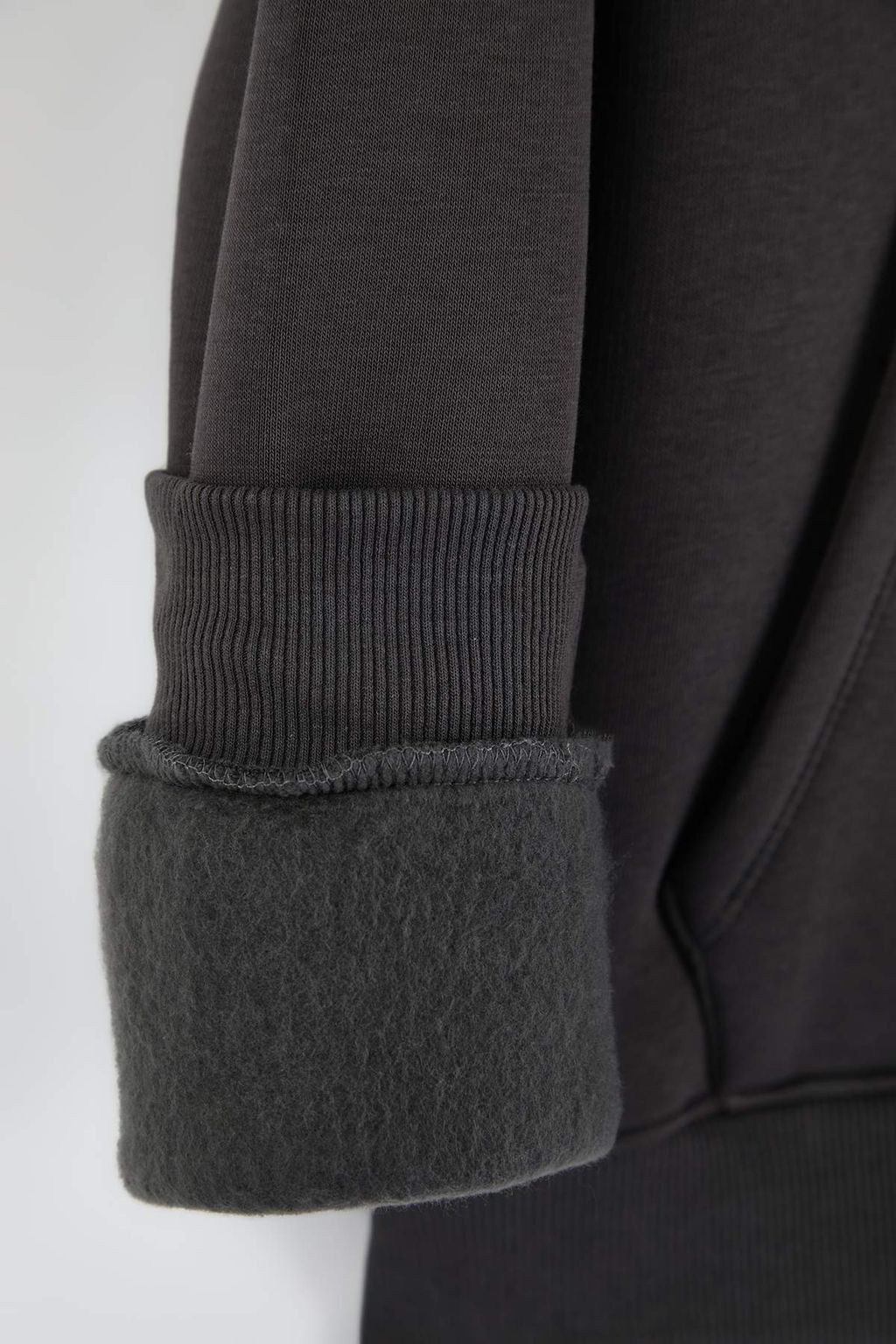 Lacivert Oversize/ Genis Kesim Aplike Nak?sl? Sweatshirt TMNAW26SW00056 - Trendyolmilla фото 7