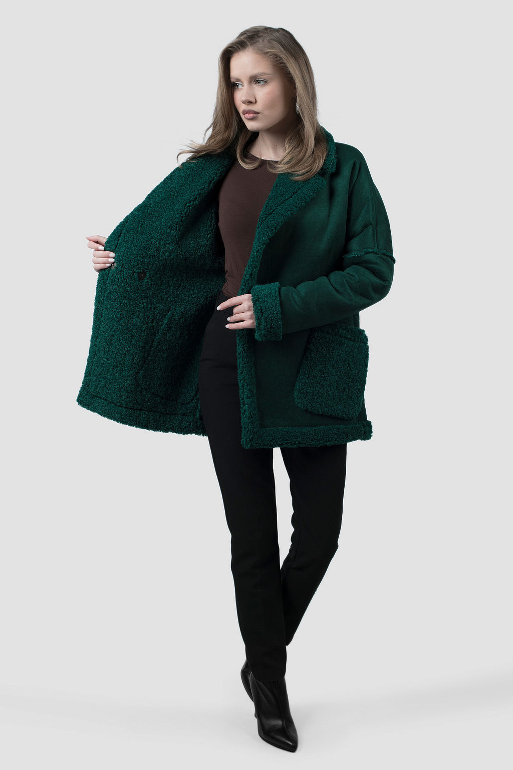 02-3297 Пальто женское утепленное