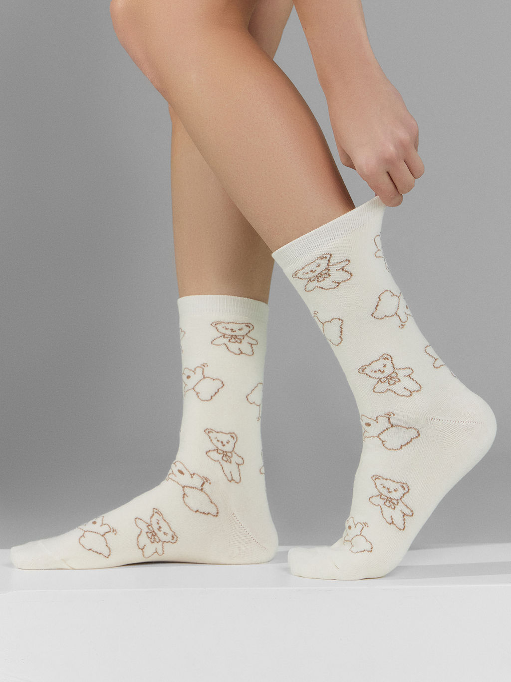 Цена за 5 пар! Носки женские кремовые с узором в виде медвежат молочный 375K-2546 - Mark formelle фото 3