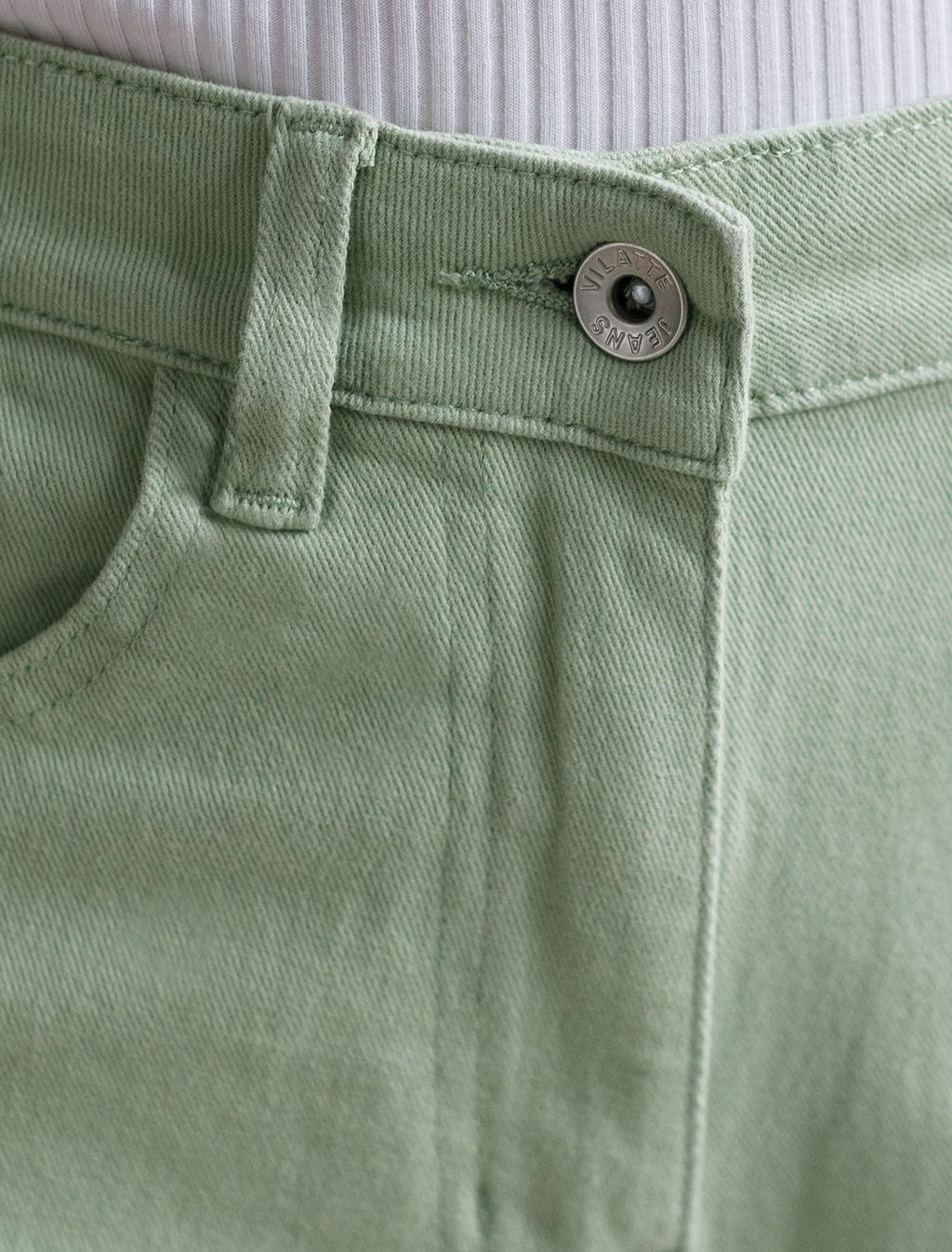 Джинсы из денима с эластаном