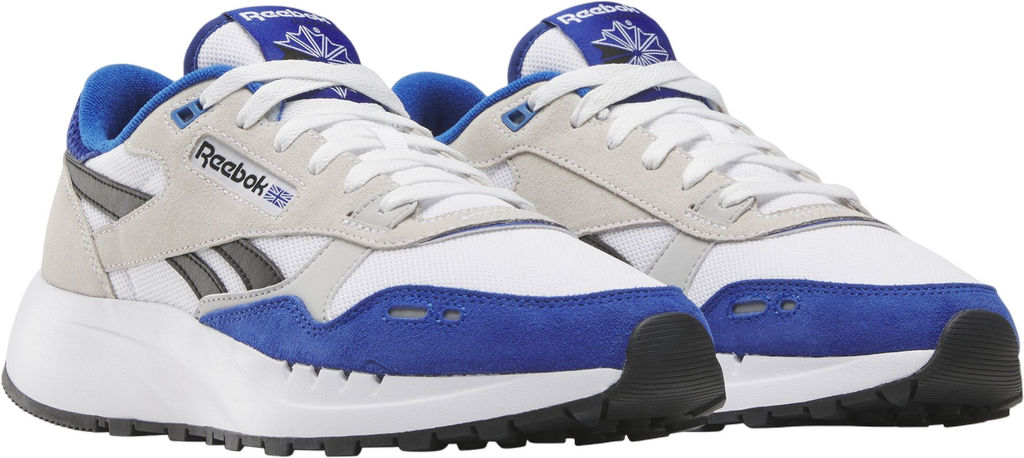 Кроссовки взрослые