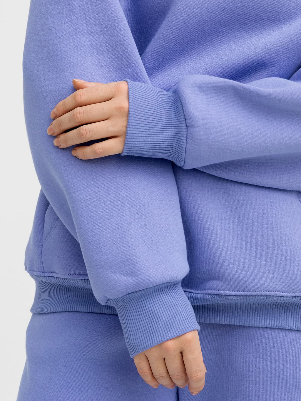 Комплект женский (худи, брюки) в фиолетовом цвете - Mark formelle фото 5