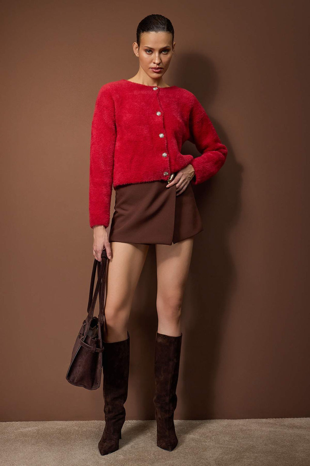 K?rm?z? Mucevher Dugme Detayl? Yumusak Dokulu Triko H?rka TWOAW26HI00293