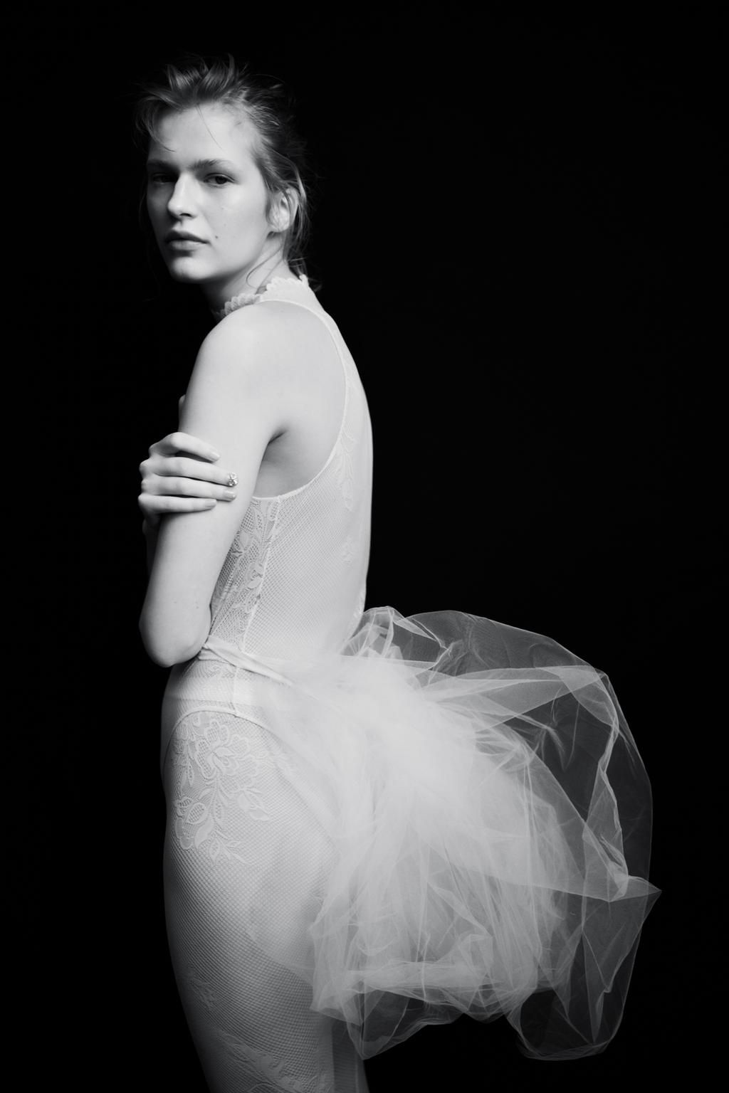 EMBROIDERED MESH BODYSUIT - Zara фото 6