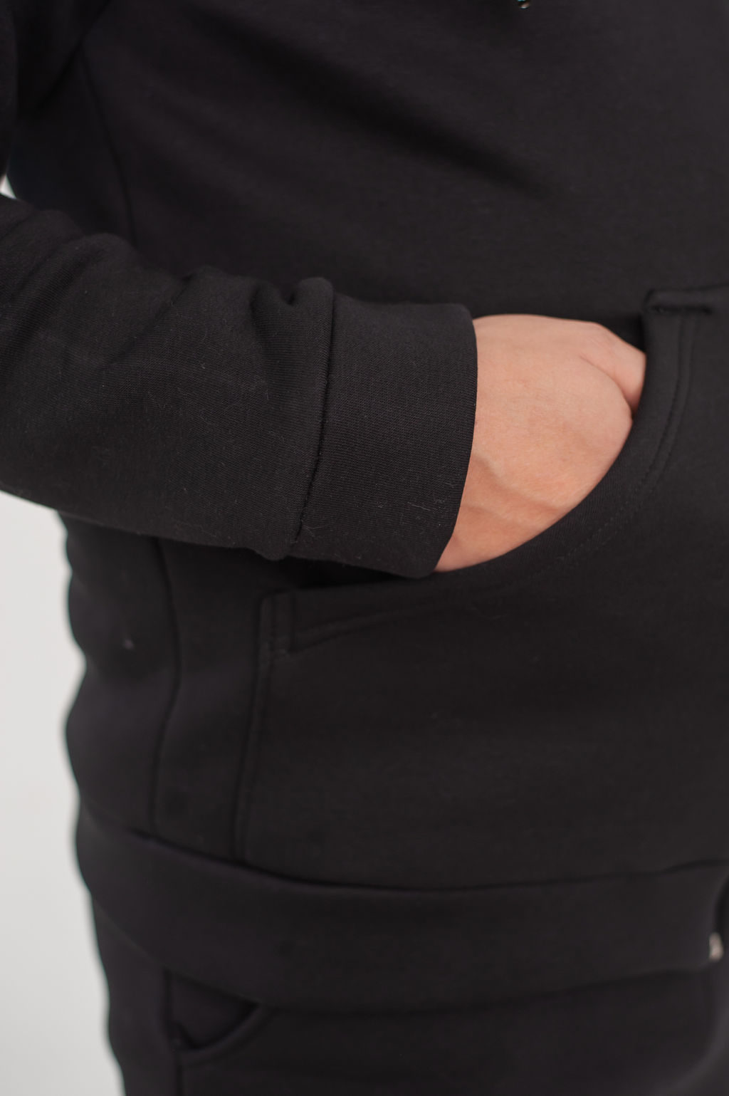 Толстовка Квин черная - Марлен фото 5