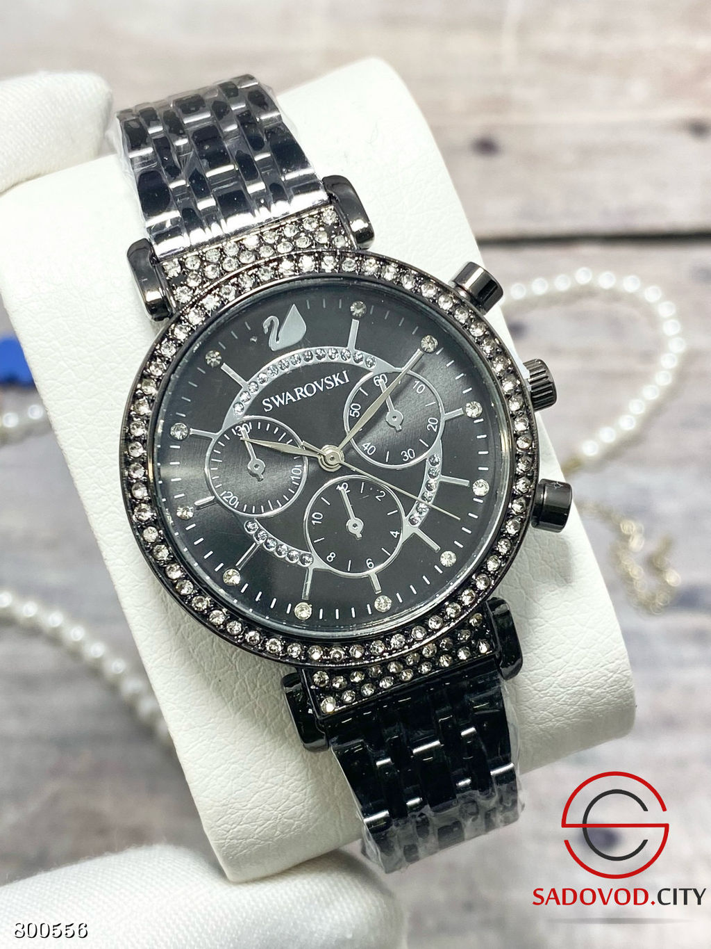 женские часы с кварцевым механизмом и металлическим браслетом - Bruno фото 32