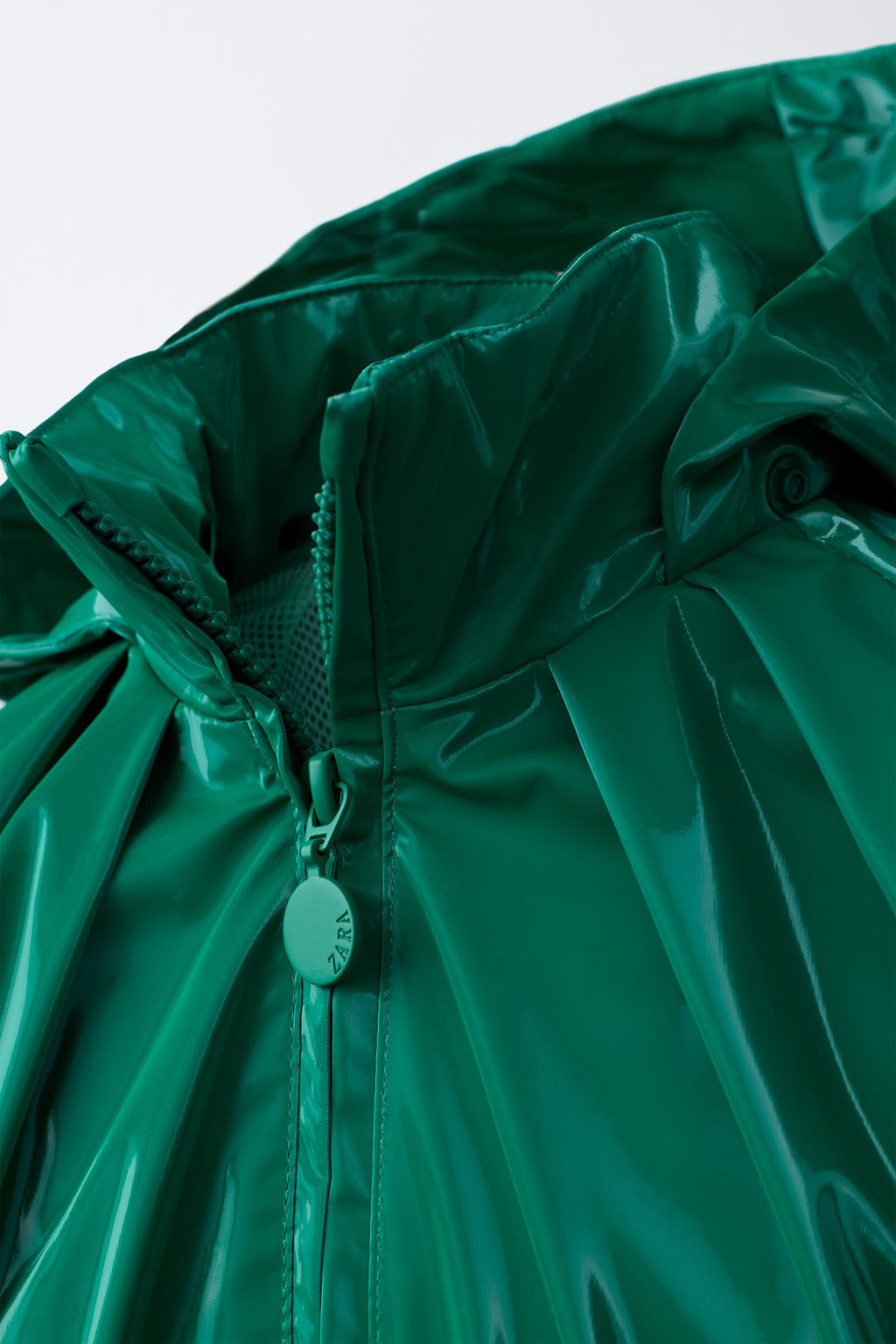 CHUBASQUERO BRILLO WATER RESISTANT / Verde