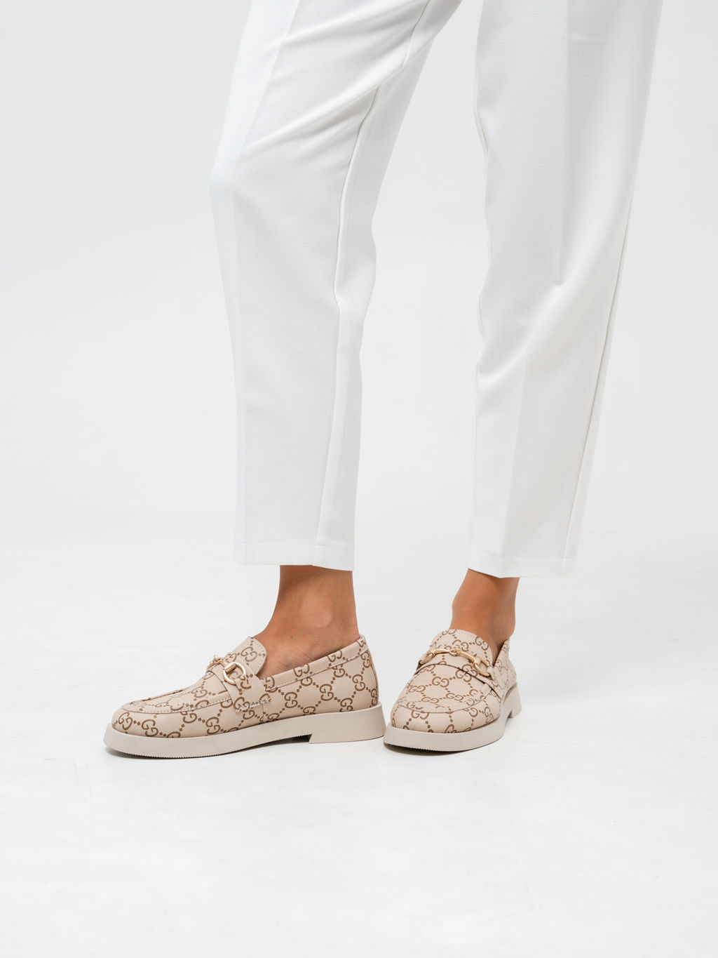 Лоферы туфли 172.1841be.Бежевый гуччи