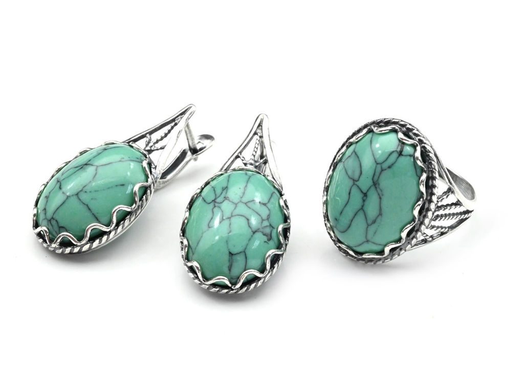 Кольцо Серьги с бирюзой (имитация) размер 19.