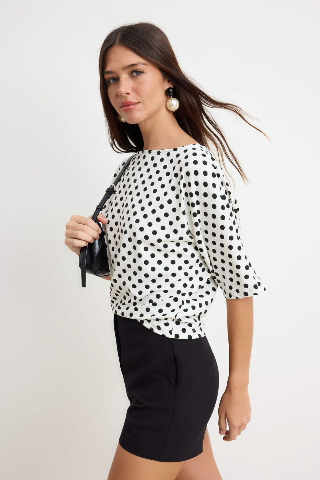 Ekru Puantiyeli Regular/Normal Kal?p Kay?k Yaka Soft Touch Orme T-shirt TWOSS26TS00300 - Trendyolmilla фото 2