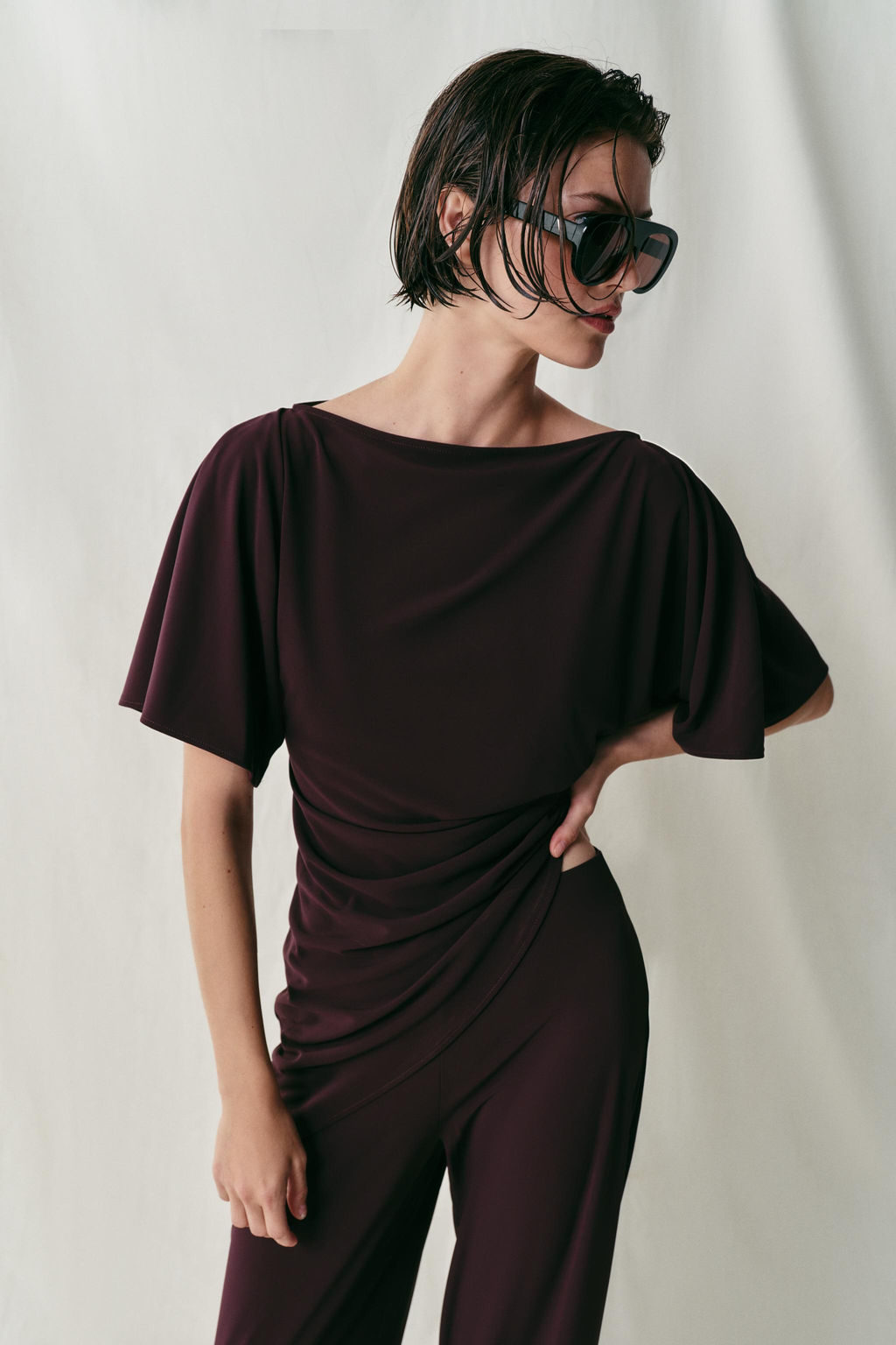 TOP CREPE DRAPEADO / Vino - Zara фото 2