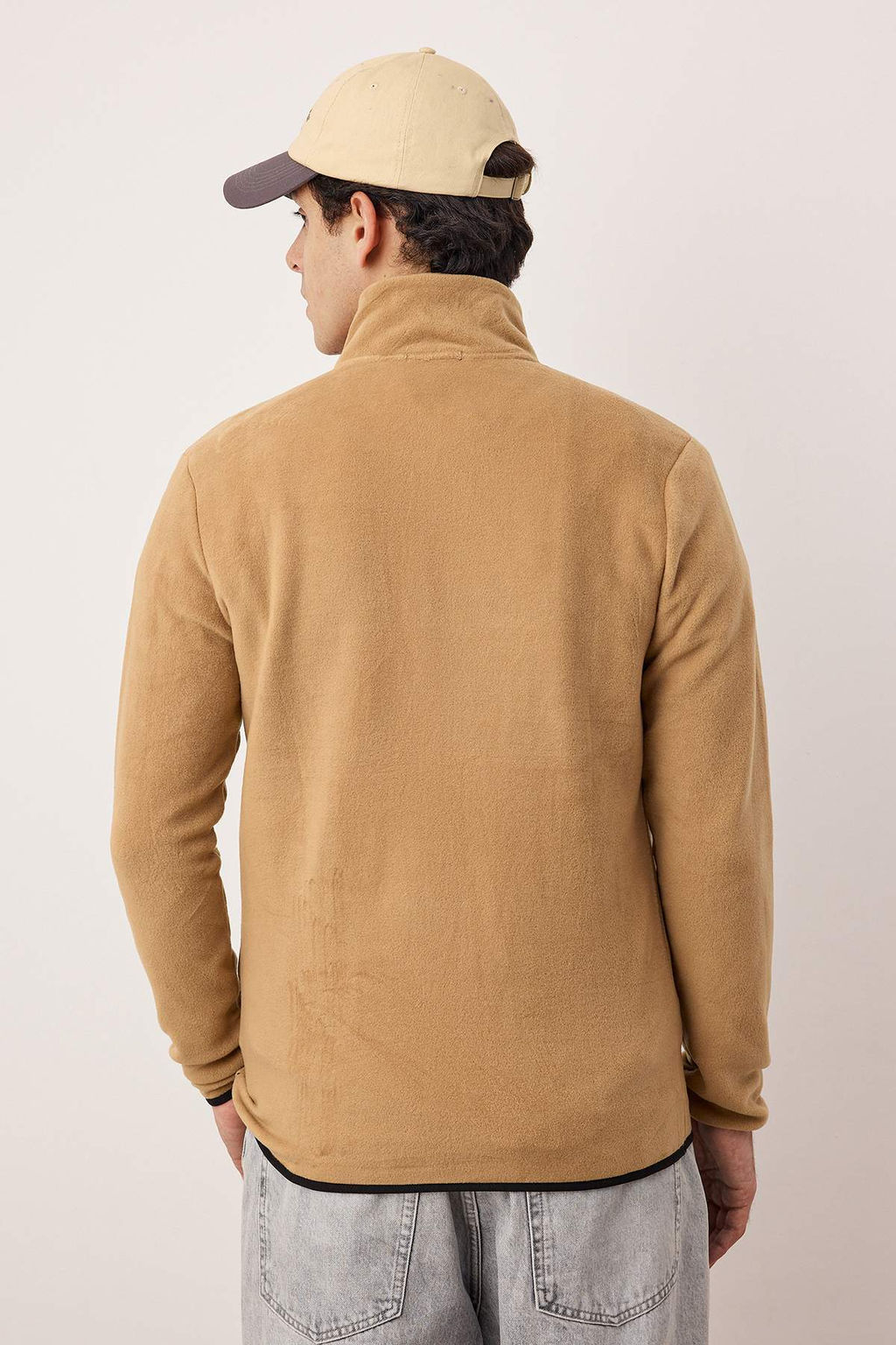 Siyah Regular/Normal Kesim Dik Yaka Fermuarl? Dikis Detayl? Polar Sweatshirt TMNAW26SW00036 - Trendyolmilla фото 24