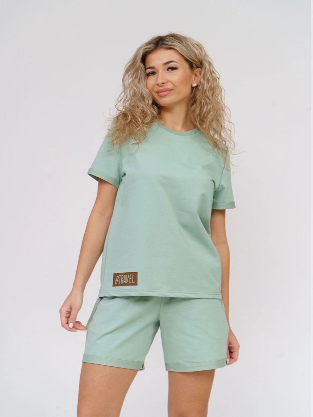 Костюм женский, цвет зеленый