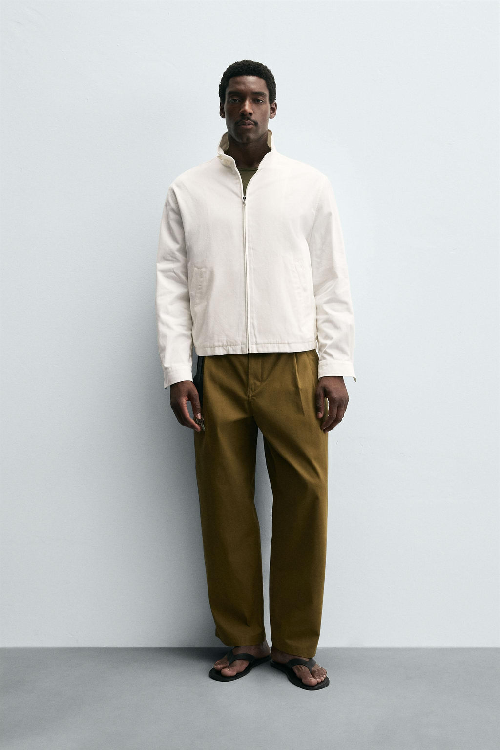LIGHTWEIGHT REGULAR FIT JACKET