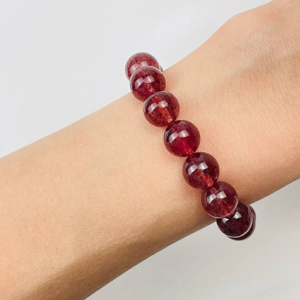 Браслет из Клубничного кварца 17 см