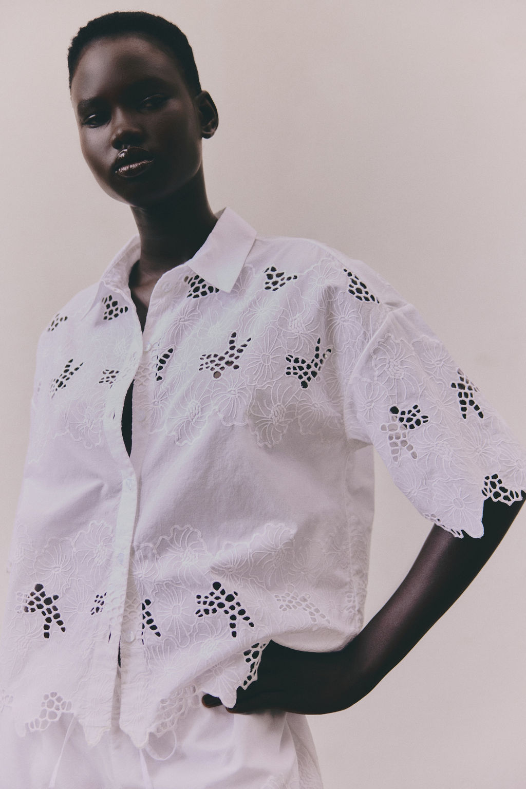 Camisa con bordado ingl?s - H&m фото 6