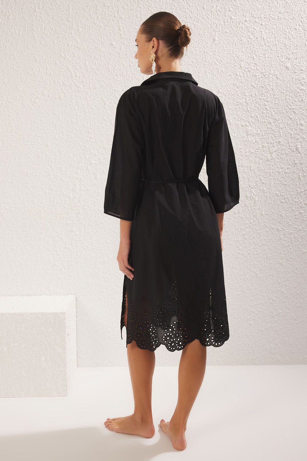 Plaj Giyim Siyah Dokuma Brodeli Midi Elbise TBESS25EL00009 - Trendyolmilla фото 5