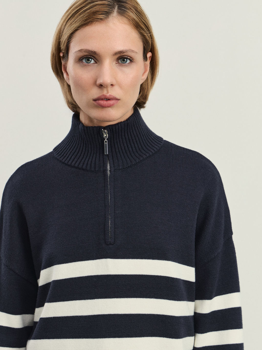 Джемпер на молнии в полоску / Zarina  фото 7
