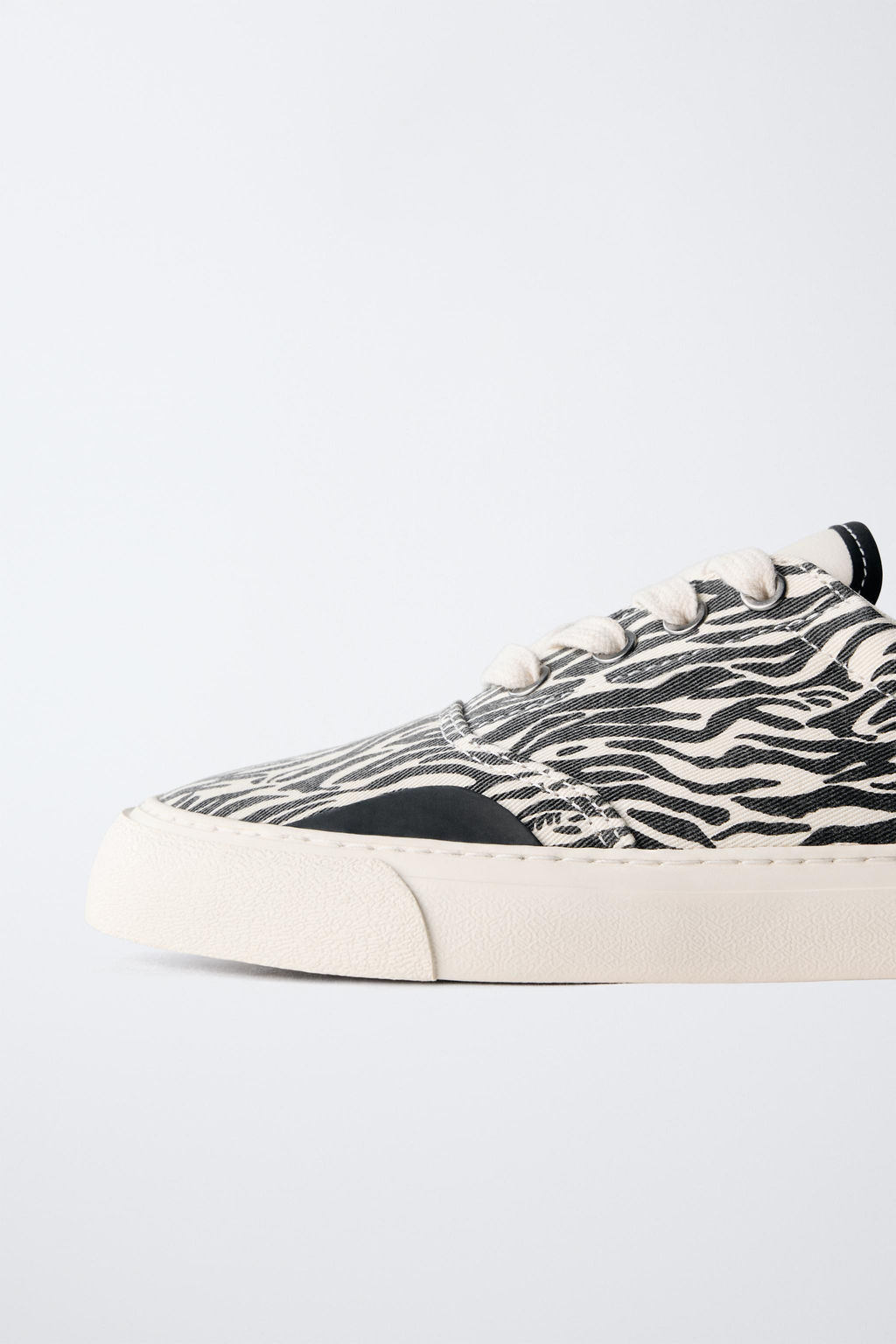ANIMAL PRINT SNEAKERS - Zara фото 5