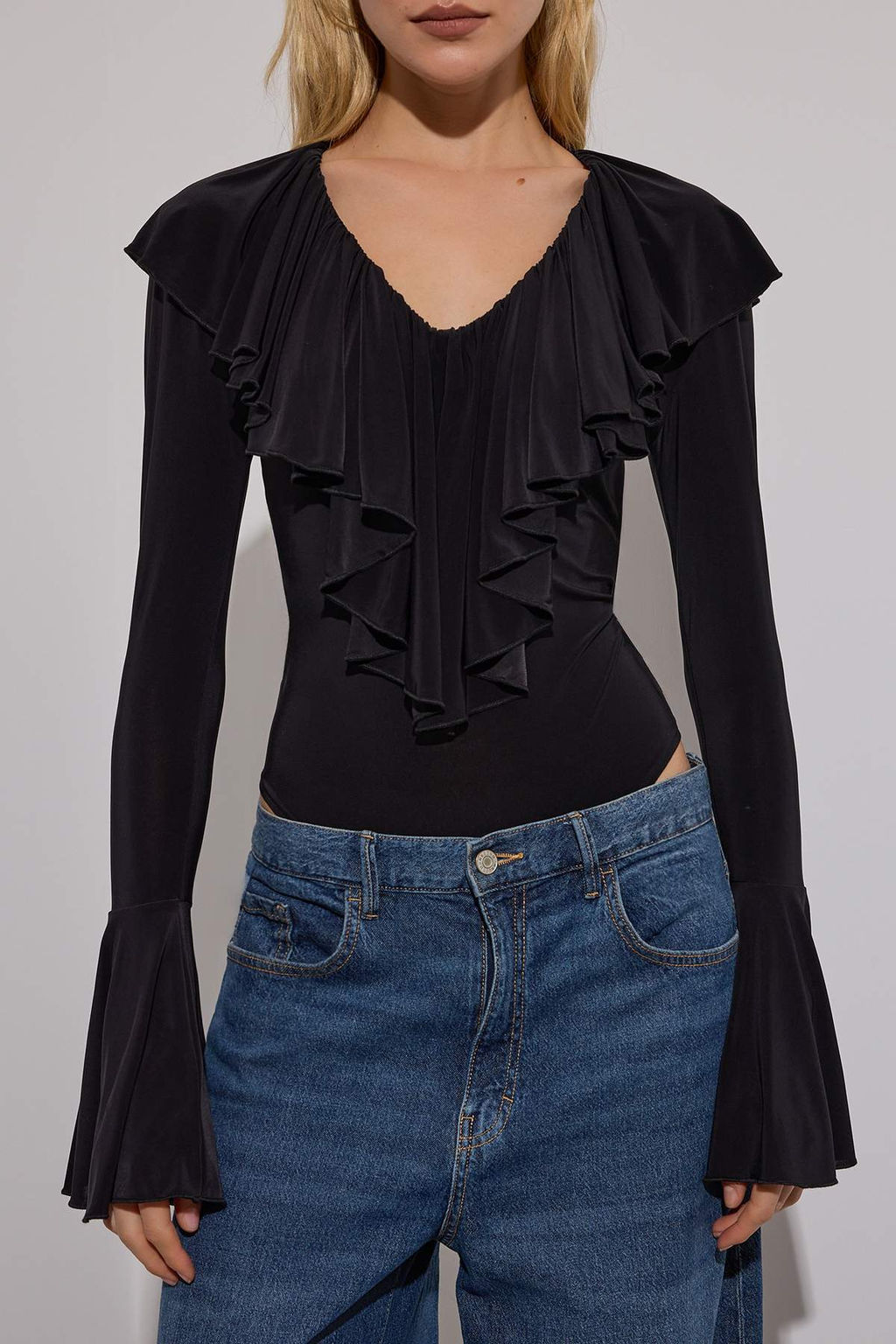 Siyah Duz V Yaka Uzun Orme Sandy Body TPRAW26BD00020 - Trendyolmilla фото 3
