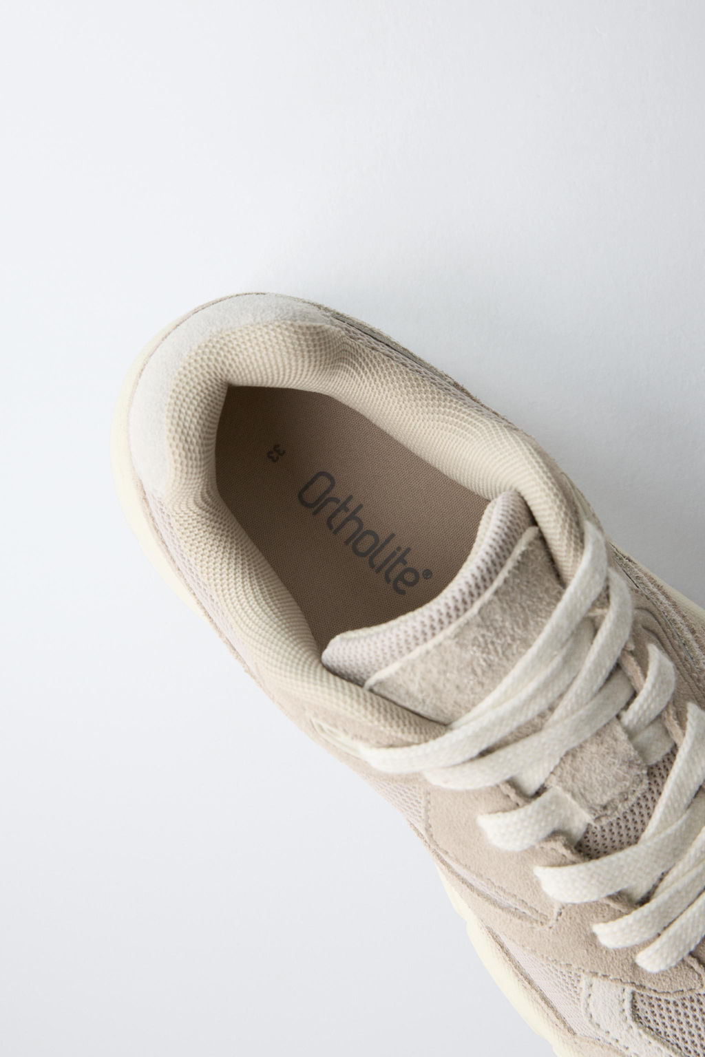 MULTI-PIECE TRAINERS