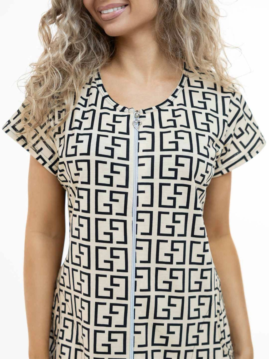 Халат женский, цвет черный песочный