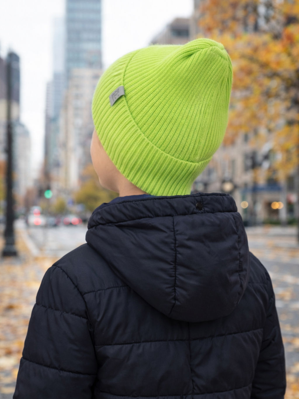 Шапка вязаная салатовая