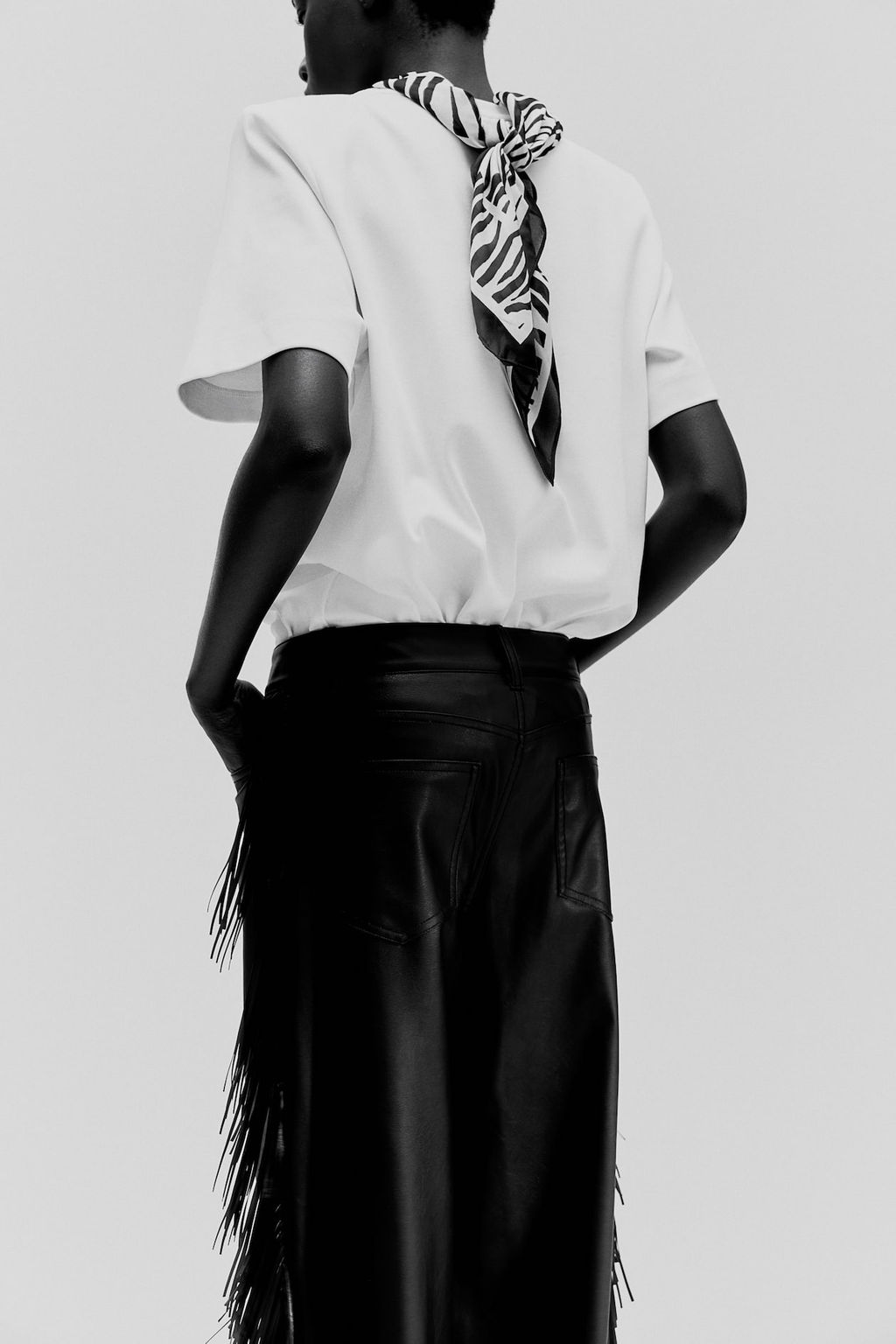 Pantalon revestido con flecos - H&m фото 3