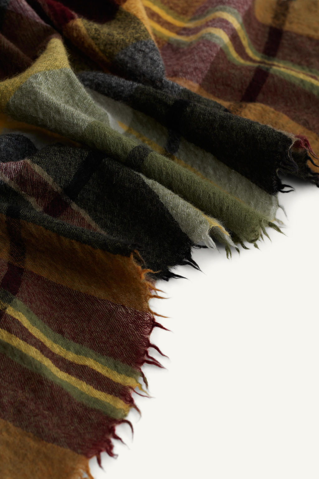 LIMITED EDITION WOOL CHECK SCARF - Zara фото 3