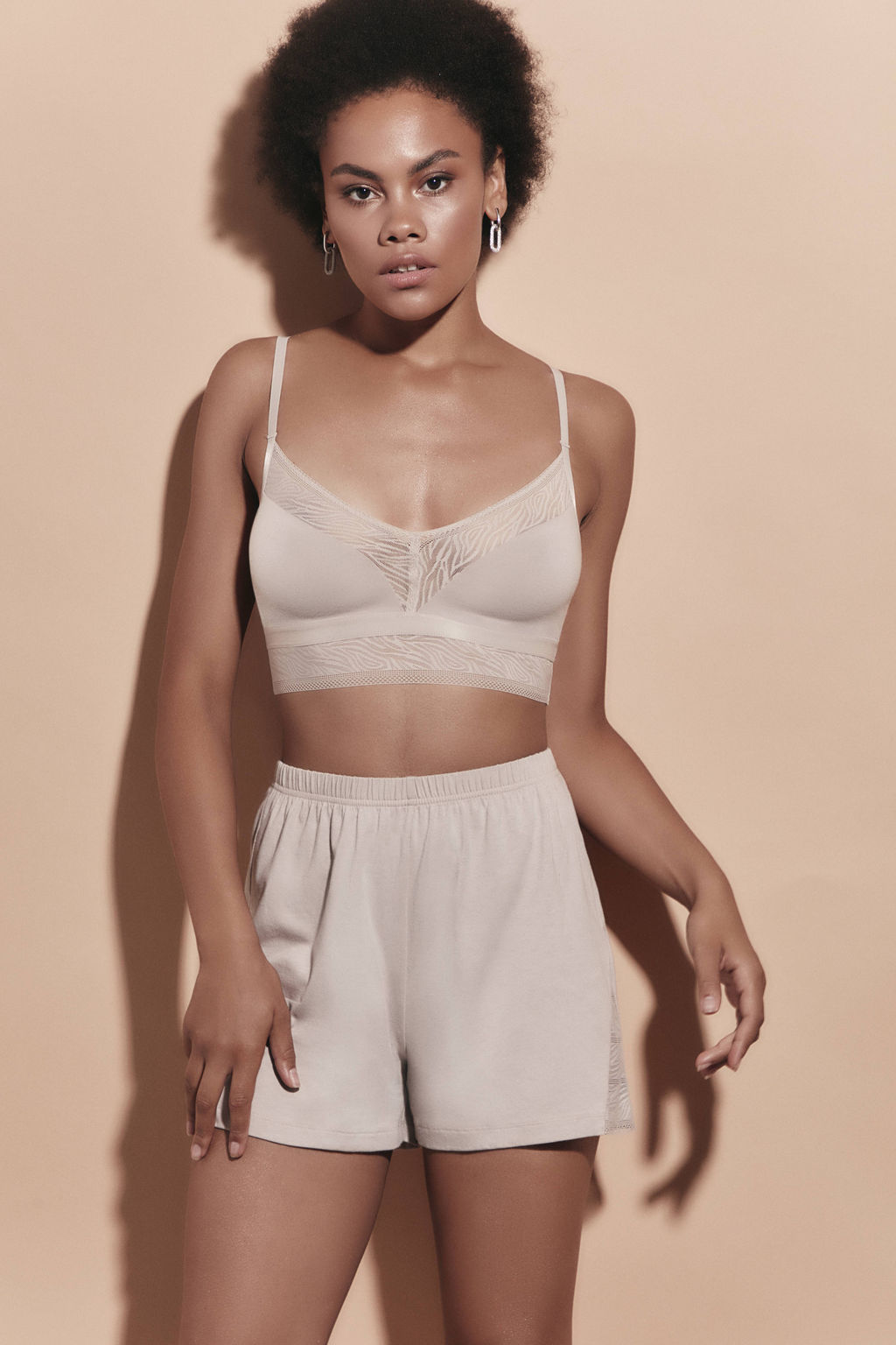 CONTE Zebra LHW 1353 Шорты из анималистичного кружева и хлопка light cappuccino