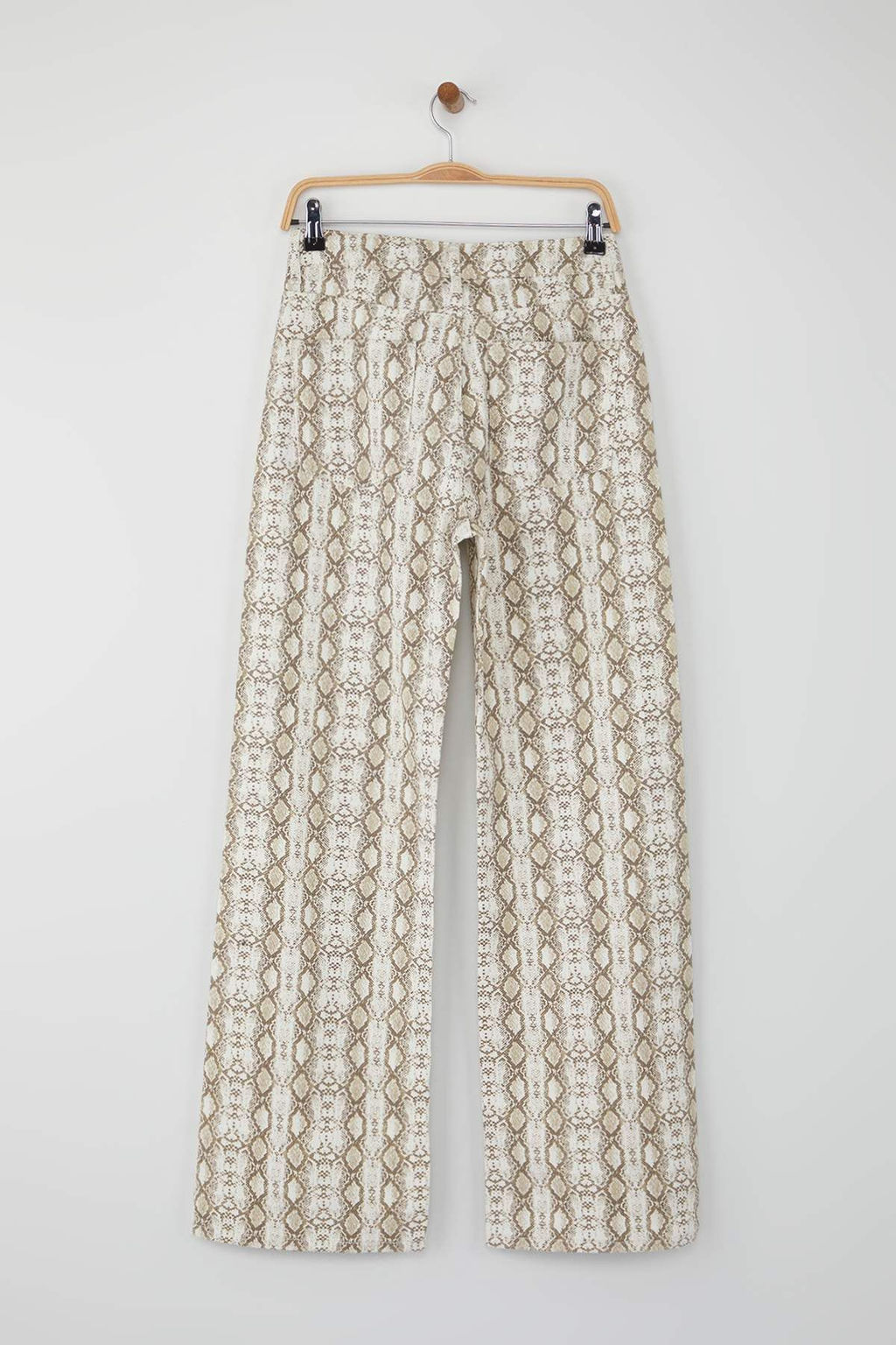 Cok Renkli Animal Y?lan Desenli Yuksek Bel Wide Leg Jeans TWOAW26JE00136 - Trendyolmilla фото 6