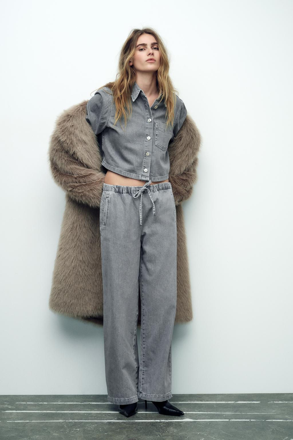 Z1975 HIGH-WAIST WIDE-LEG JOGGER JEANS - Zara фото 21