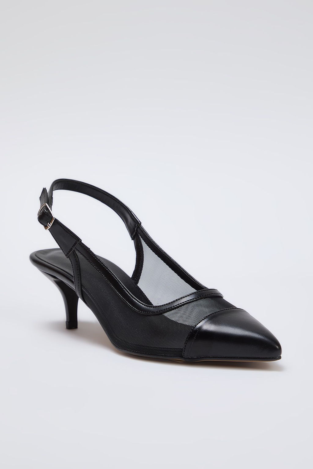 Trendyol Shoes Siyah Transparan Arkas? Ac?k Kad?n Ince Topuklu Ayakkab? TAKSS25TO00030