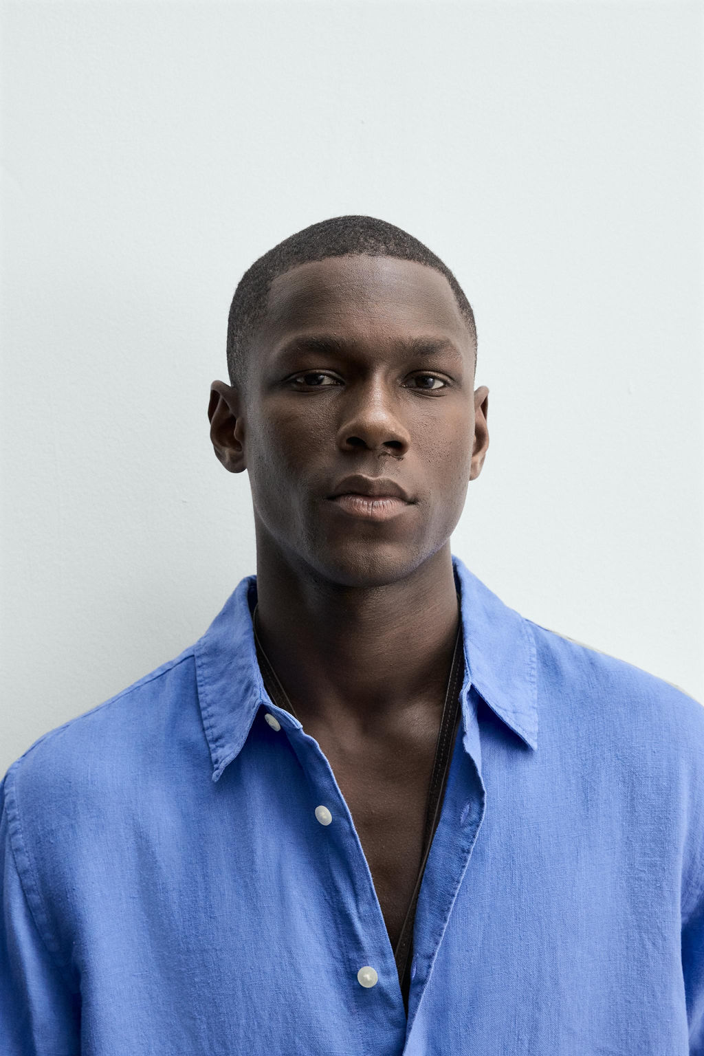 CAMISA REGULAR FIT 100% LINO / Azul lavado - Zara фото 5